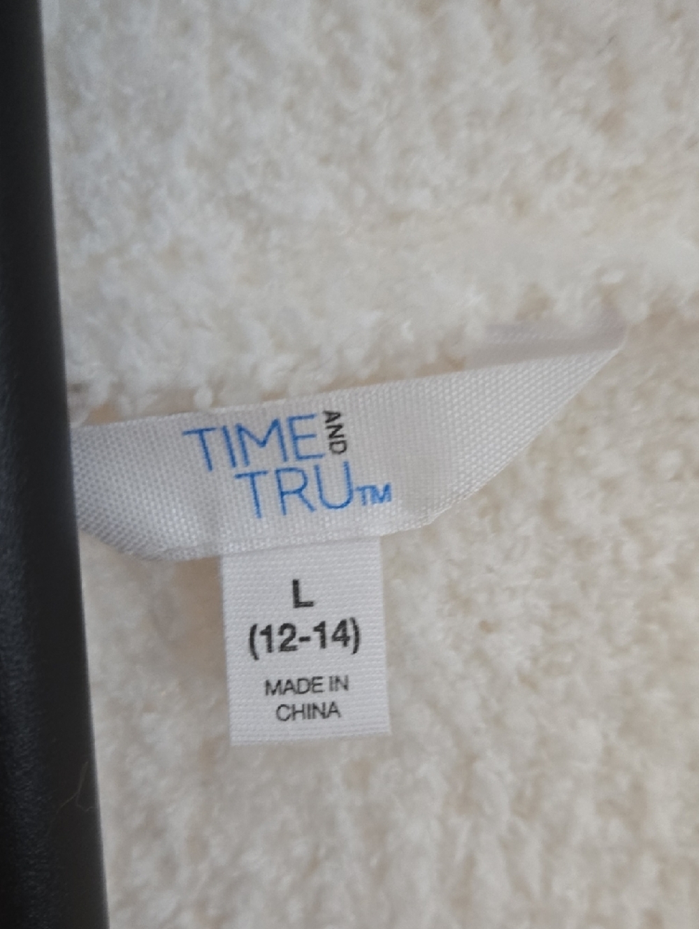 Time and Tru Cream Bouclé Open-Front Cardigan with Pockets - Picture 2 of 3